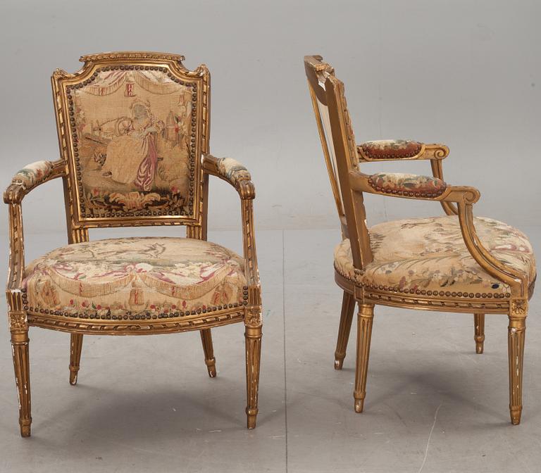 KARMSTOLAR, ett par, Louis XVI-stil.