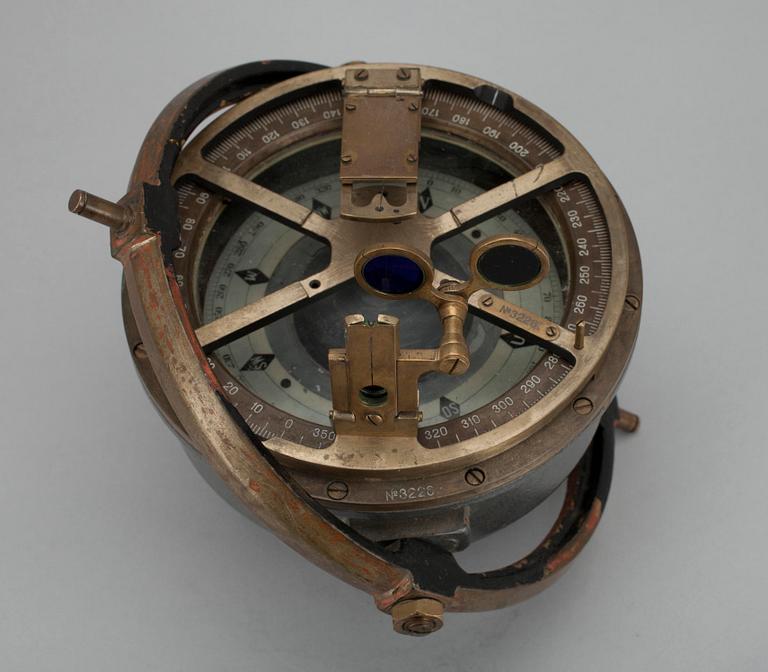 KOMPASS, mässing, 1900-talets mitt.