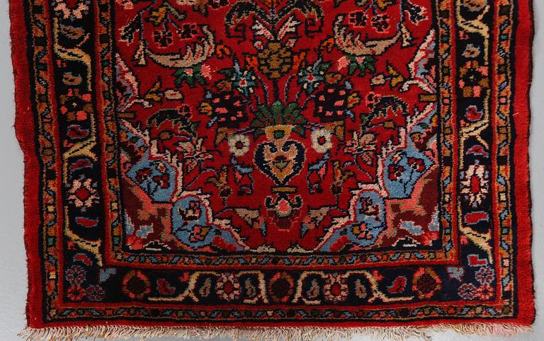 GALLERIMATTA, orientalisk. Ca 285x74 cm.