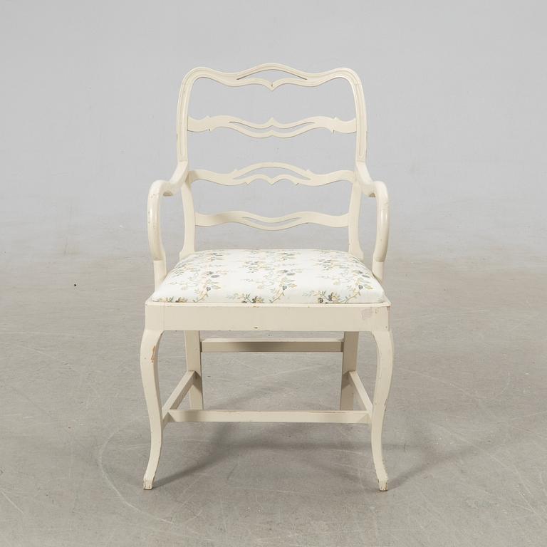 Armchair in the Gustavian style, first half of the 20th century.