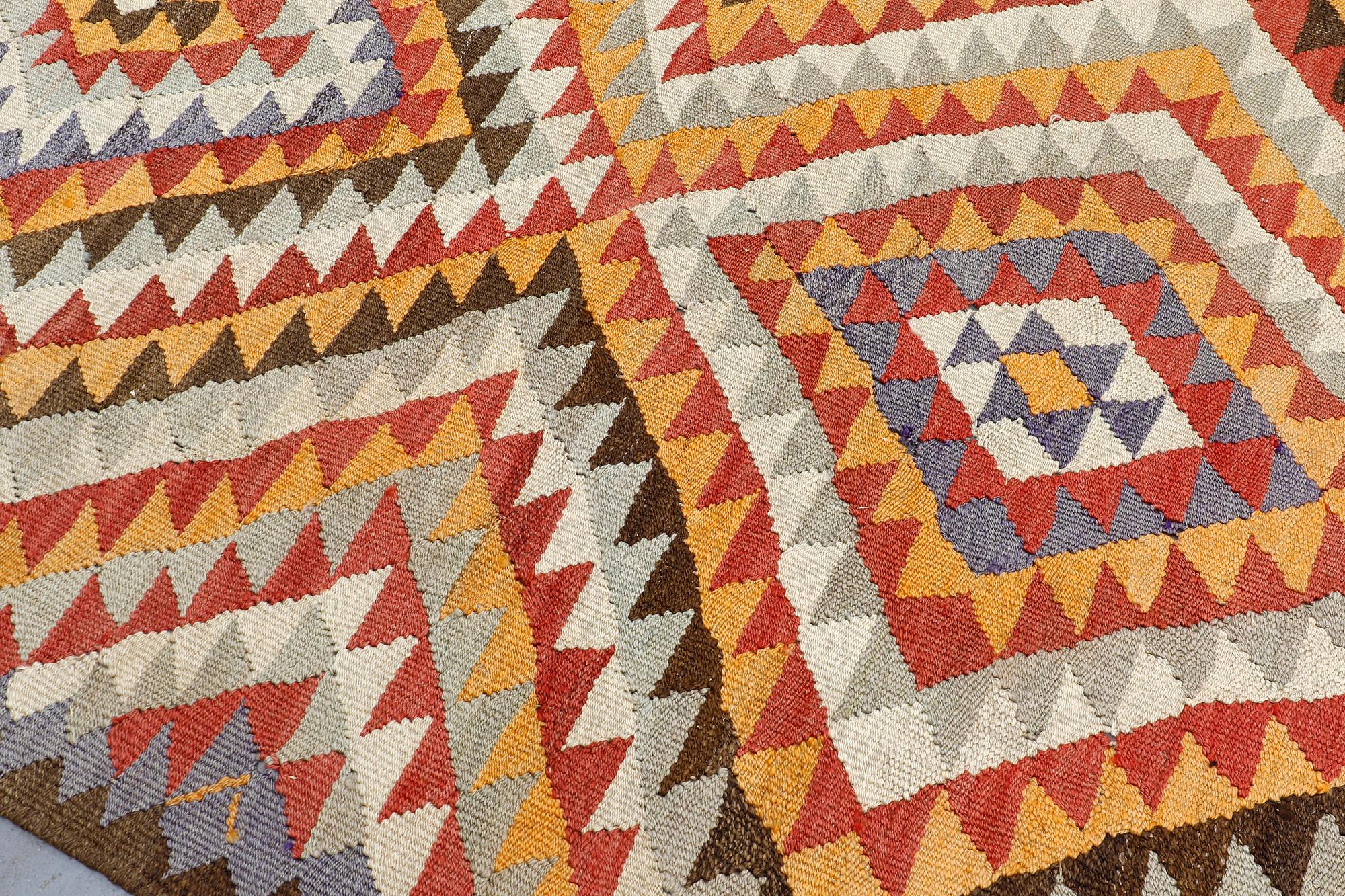 Matta, Persisk Nomad Kelim, ca 273 x 165 cm.