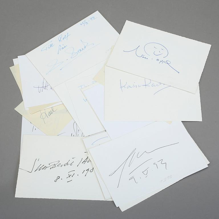 AUTOGRAFER, MUSIKER SAMT SKÅDESPELARE, 30 st, bla Karl Gerhard, Holger Löwenadler, Nils Poppe, Sven-Bertil Taube.