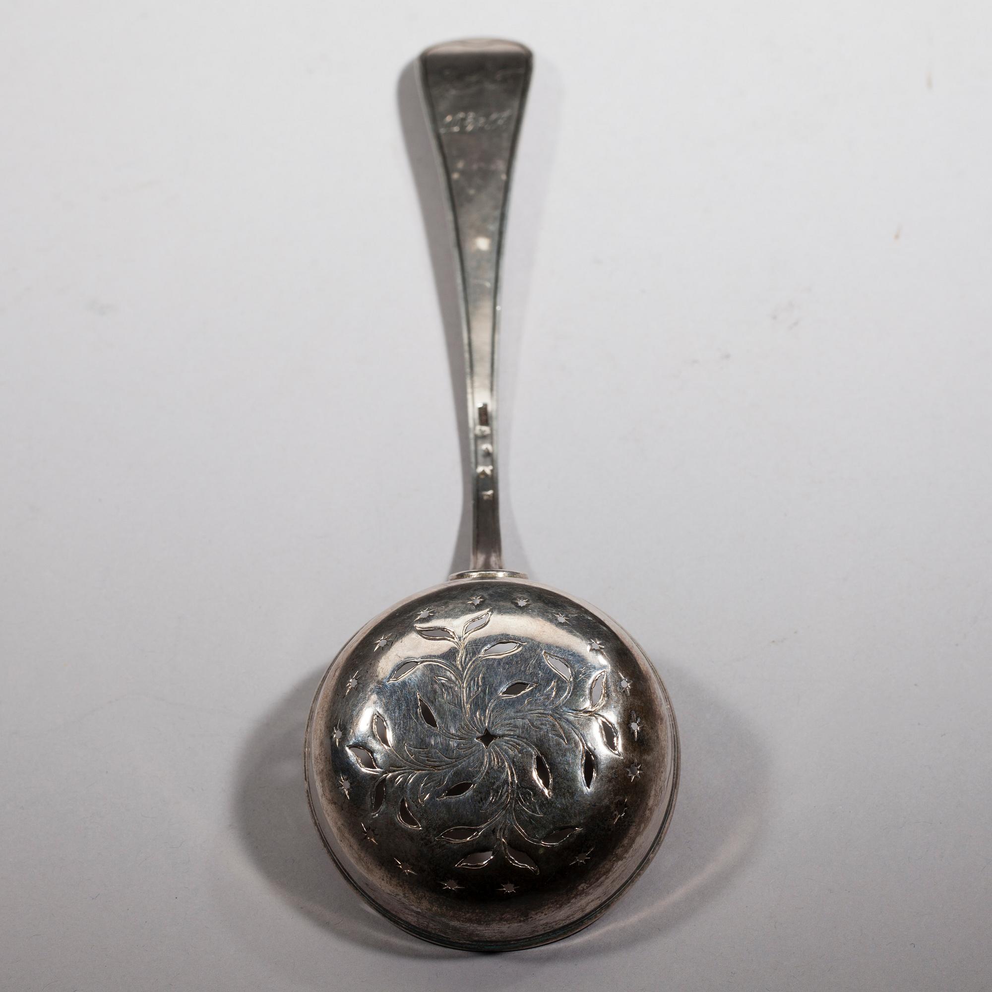 SOCKERSTRÖARE, silver, Åbo 1790, Olof Lundgren, vikt 52 g.