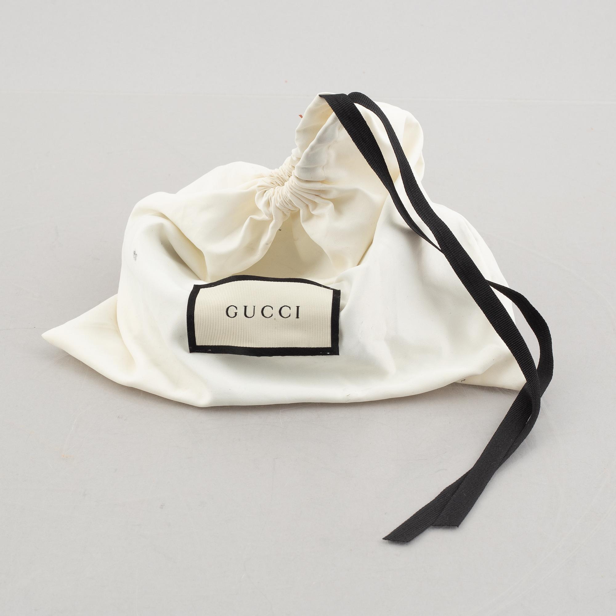 Gucci, belt.