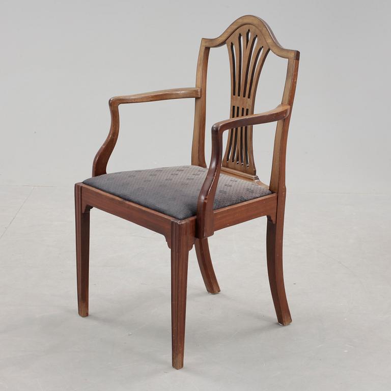 KARMSTOL, engelsk stil, 1900-tal.