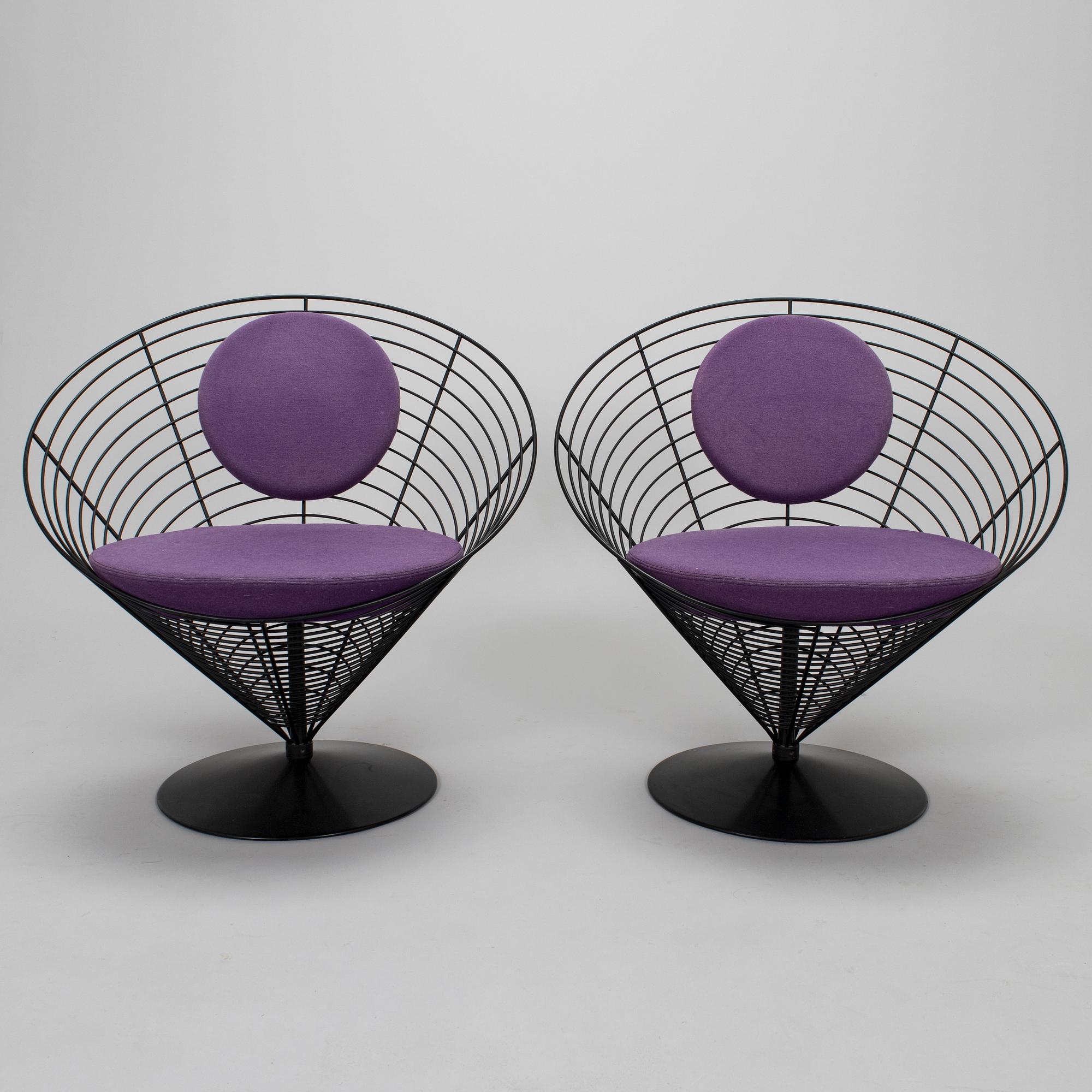 Verner Panton, fåtöljer ett par, "Wire Cone Chair", Fritz Hansen, Danmark 1988.