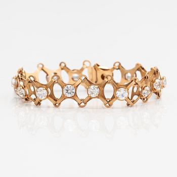 A 14K gold bracelet with synthetic spinels. Pentti KEvätlahti, Turku 1969.