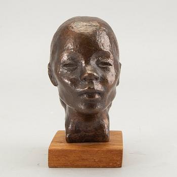 Helge Högbom, sculpture, signed and numbered 8/10 patinated bronze.