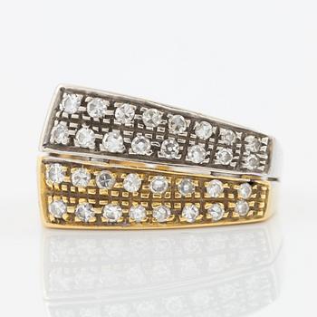 Ring in 18K gold in two colours with eight-cut diamonds.