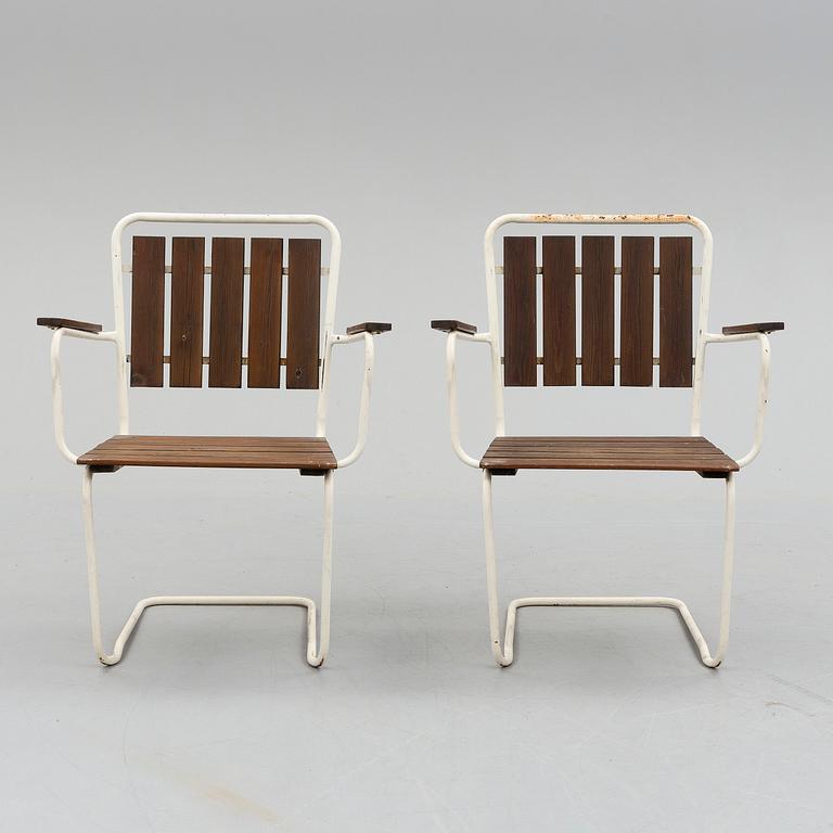 a 5 piece set of 1960's garden furniture.