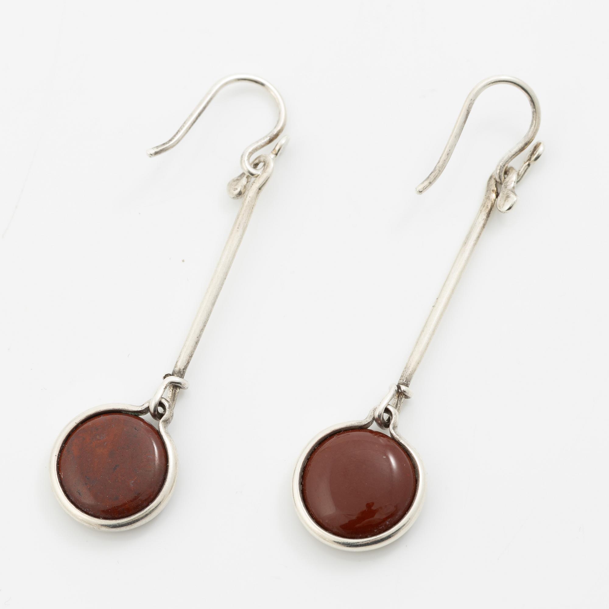 A pair of silver earrings with jasper, likely Torun Bülow-Hübe.