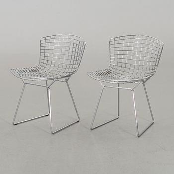 HARRY BERTOIA, stolar, 2 st, "Side chair", Knoll International, märkta i metallen.