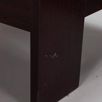 Bernhard Häkli, a pair of Finnish Jugend armchairs for Vihdin Puuseppäin Huonekaluliike 1911.
