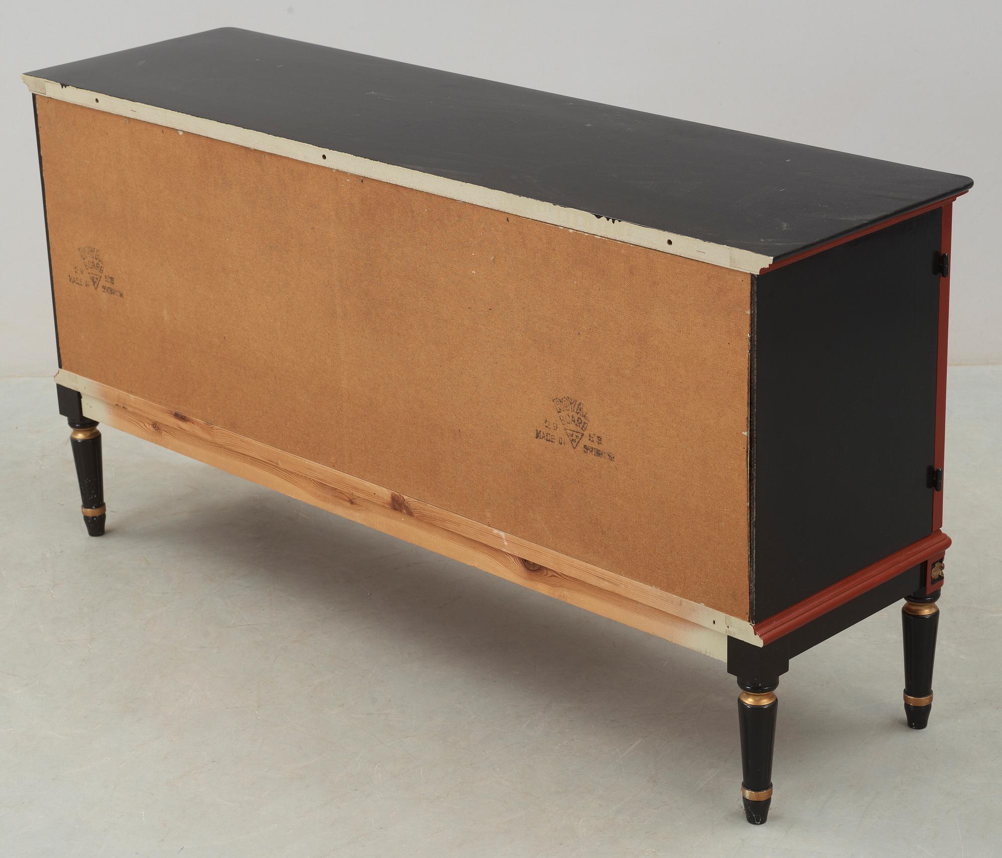 SIDEBOARD, gustaviansk stil, 1900-tal.