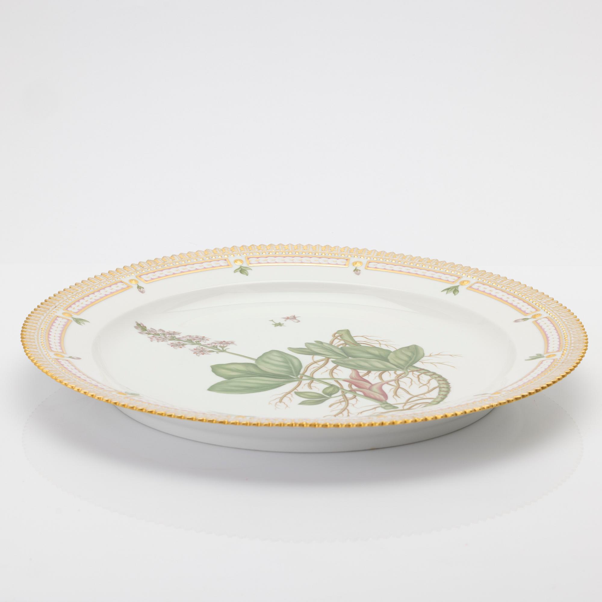 Fat, porslin, "Flora Danica", Royal Copenhagen, Danmark, 1900-tal.