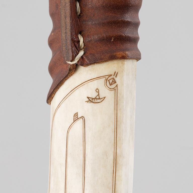 Bill Öberg, a reindeer horn knife, Gällivare.