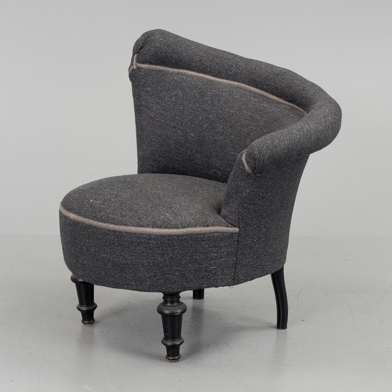 A late 19th century easy chair.