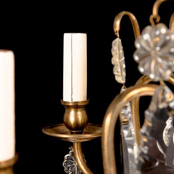 Paavo Tynell, a mid-20th century chandelier for Idman.