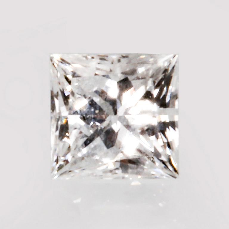 Lös sten prinsesslipad diamant ca 0,30 ct TW/VS enligt uppgift.