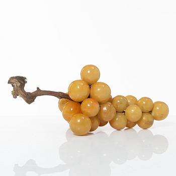Druvklase, alabaster, trä, Italien, 1900-talets mitt.