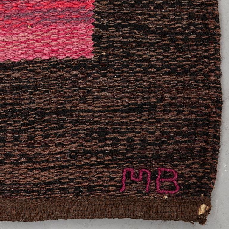 A carpet, flat weave, ca 200,5-202 x 133,5-136 cm, signed Agda Österberg and MB.