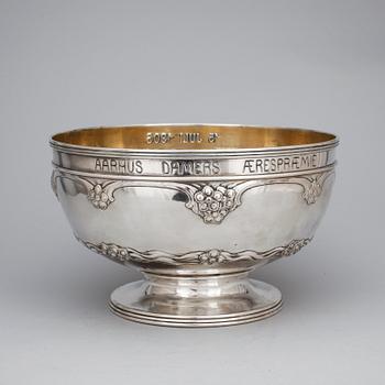 VINKYLARE, silver, jugend, Århus, Danmark, 1906. Vikt ca1754g.
