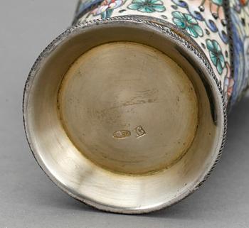 A Russian early 20th century silver and enamel beaker, maks of Konstantin Skvortsov, Moscow 1899-1908.