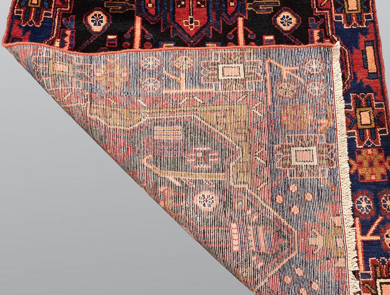 A runner, North east persian, ca 501 x 101 cm.