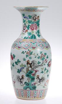 URNA, porslin, Kina, 1800/1900-tal.