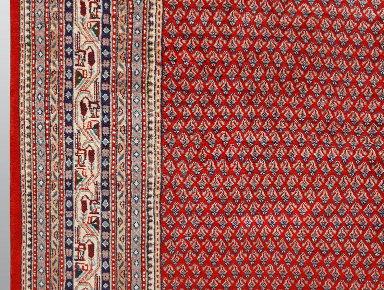 A carpet, Sarouk - Mir, ca 380 x 274 cm.