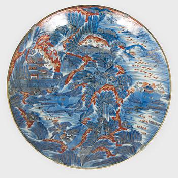 Praktfat, 2 st, porslin, Japan 1900-talets mitt.