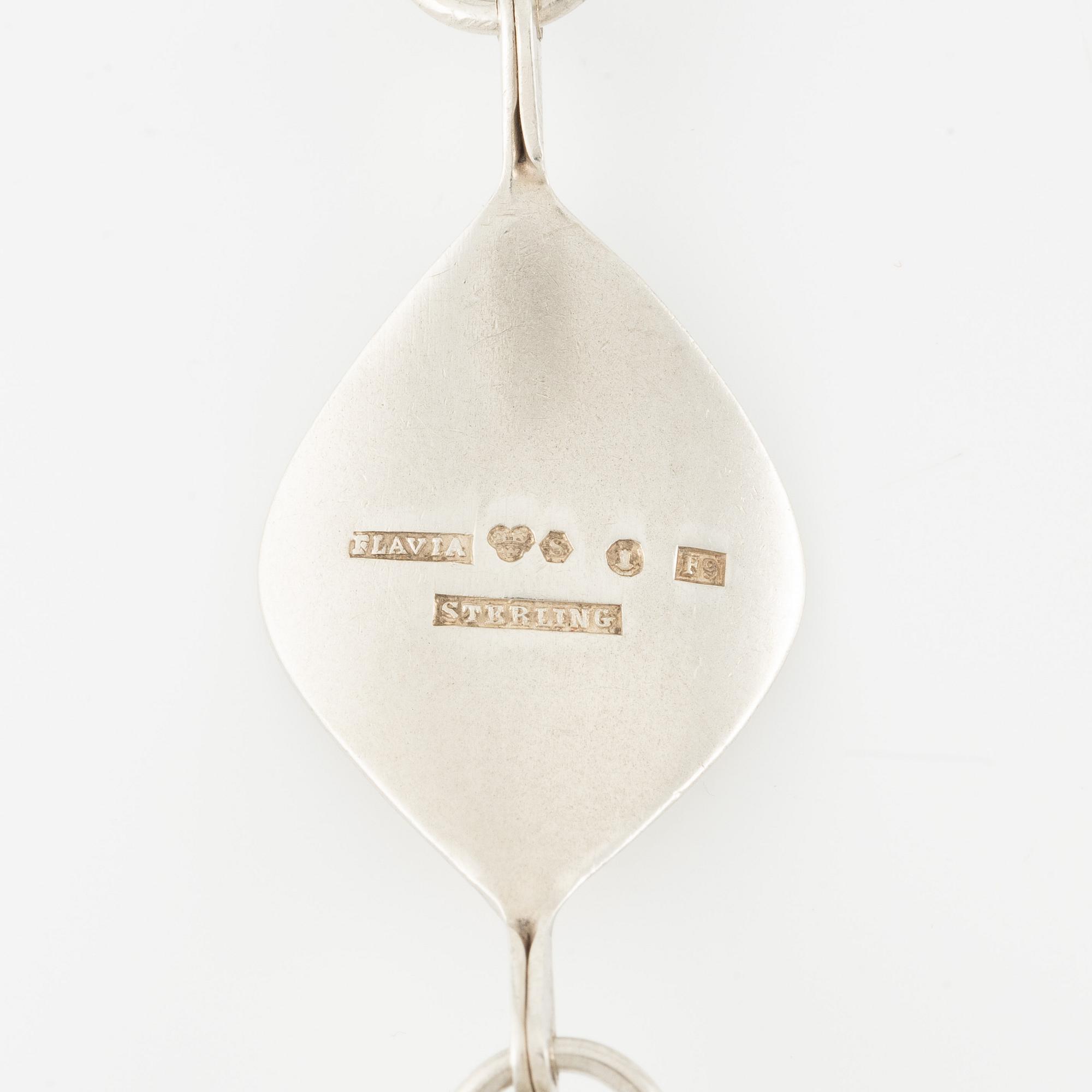 Flavia och Borgila, collier och örhängen, silver.