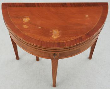 SPELBORD, sengustavianskt omkring år 1800.