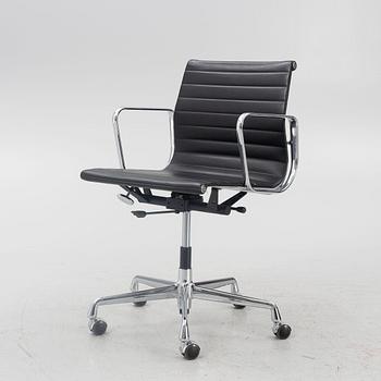 Charles & Ray Eames, office chair, "EA117", Vitra.