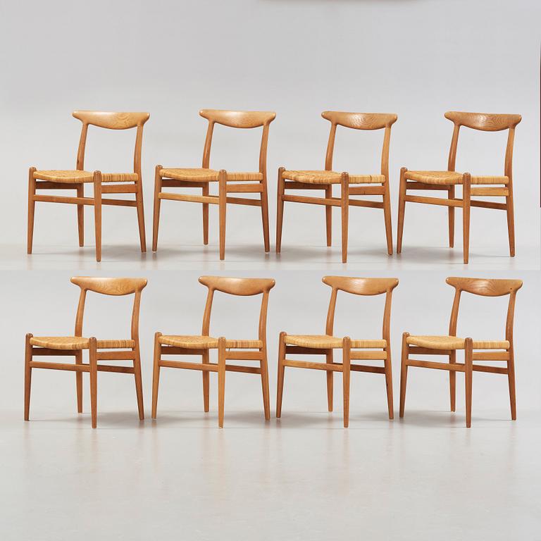 Hans J. Wegner, A set of eight oak chairs by Carl Madsen, Denmark 1950-60's.