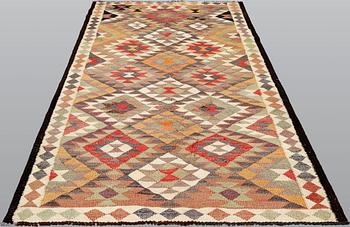 A Nomad Kilim carpet, approx. 265 x 150 cm.