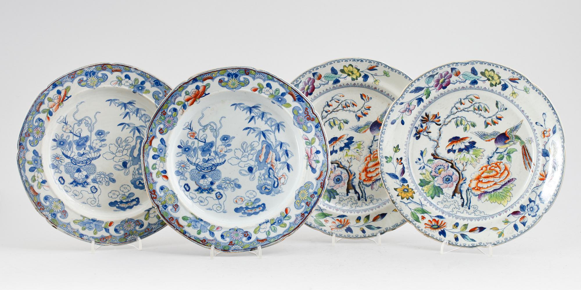 TALLRIKAR, 4 st (2+2), ironstone, 2 märkta Mason`s, England, 1800-talets mitt.