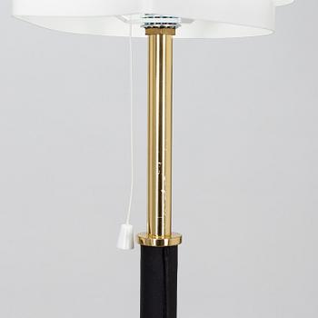 Alvar Aalto, golvlampa A 805 "Änglavinge", Artek, 2000-tal.