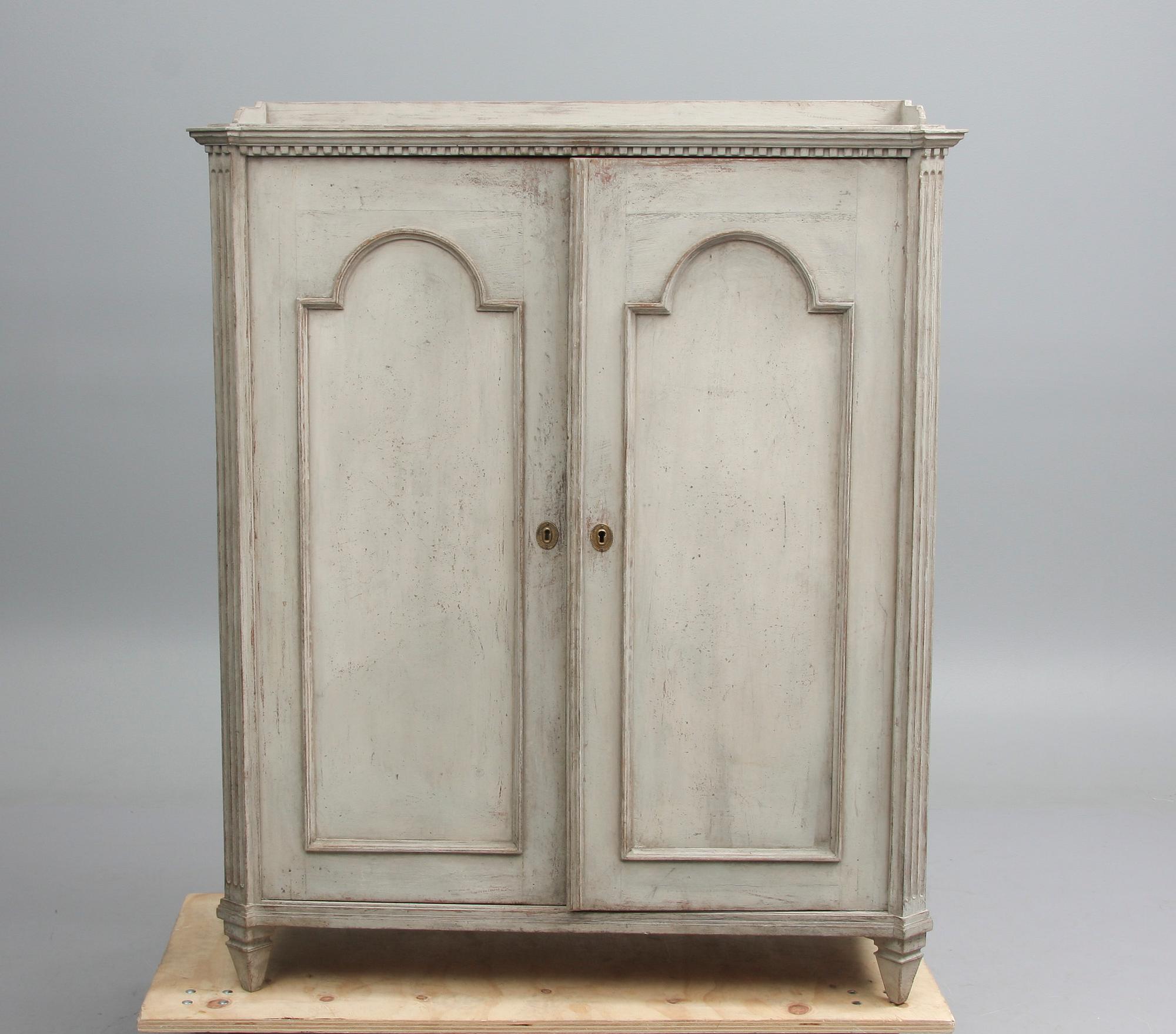 SKÄNK, gustaviansk stil, 1800-talets andra hälft.