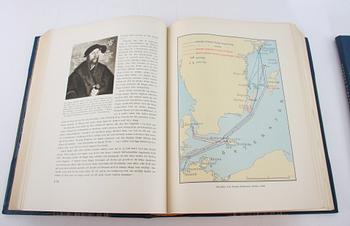 BOK, 4 delar,"Svenska flottans historia". Allhems förlag 1945, Malmö.