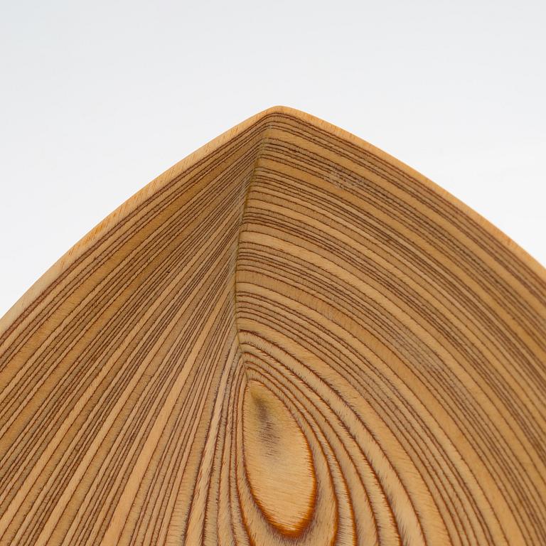 Tapio Wirkkala, vanerivati, signeerattu TW.