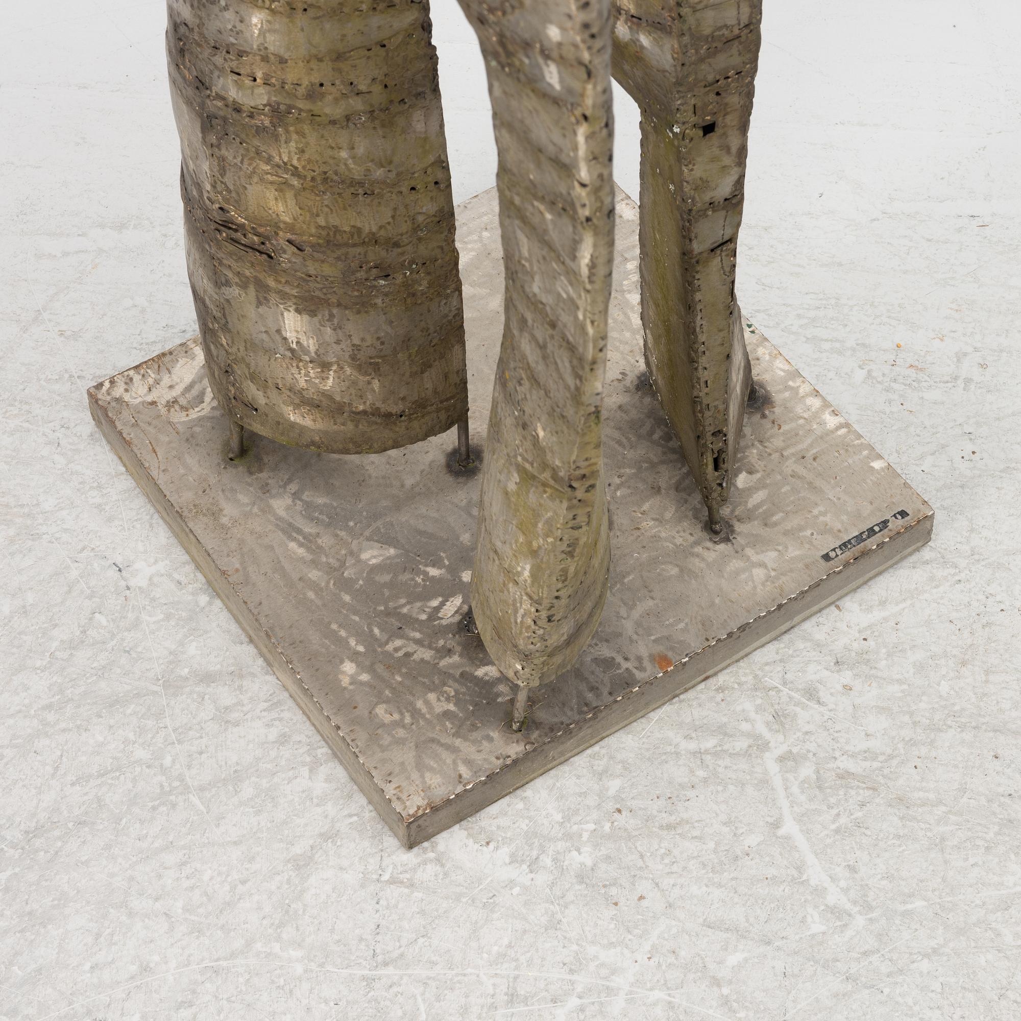 Palle Pernevi, Untitled.
