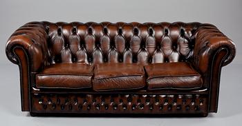 SOFFA chesterfieldmodell, Winchester Furniture, 1900-talets andra hälft.