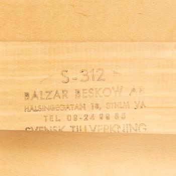 Axel Larsson, stolar, 6 st, "Stol 312", Balzar Beskow.
