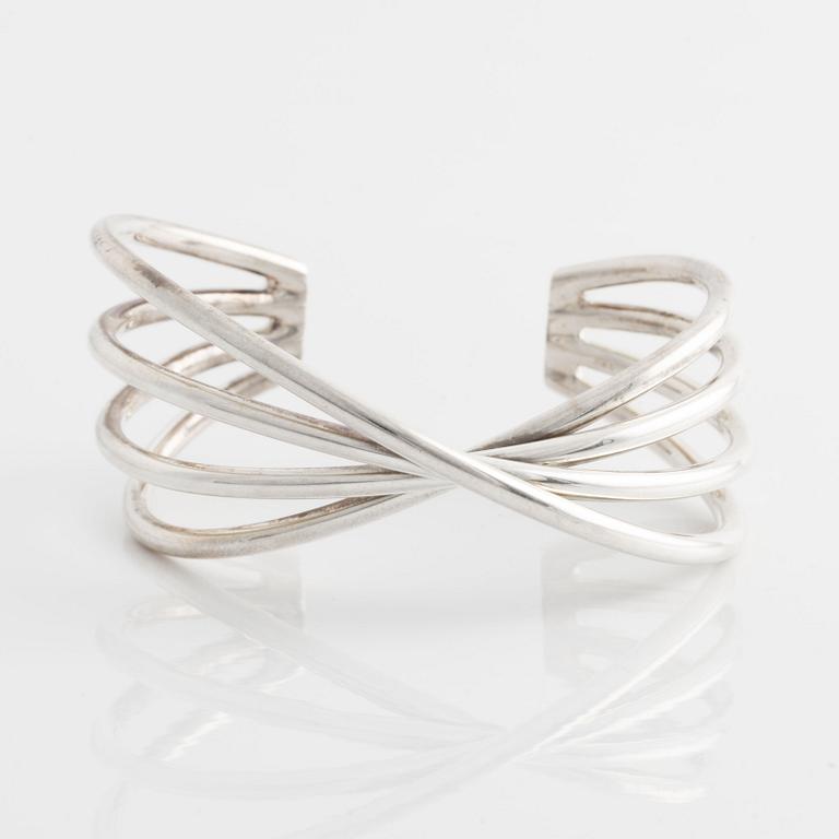 Georg Jensen, bangle, silver, "double alliance", design by Allan Scharff.