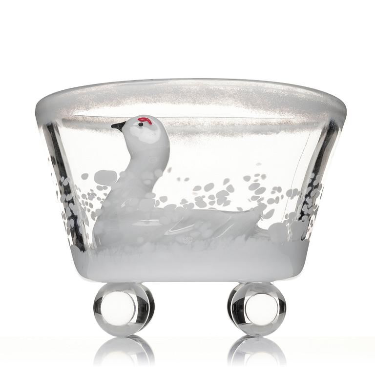 Ernst Billgren, "Snöripa i lä" (Grouse in shelter), a glass sculpture, ed. 3/30, Kosta Boda, Sweden.