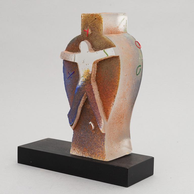 Bertil Vallien, glasskulptur, Kosta Boda, signerad och numrerad 13/55.