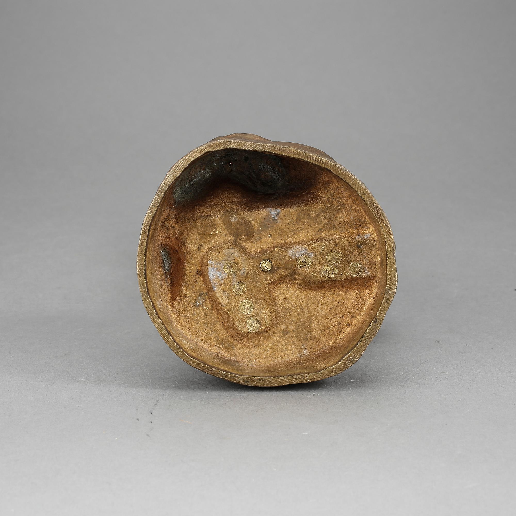 ARVID BACKLUND, skulptur, brons. Signerad och daterad 1917.