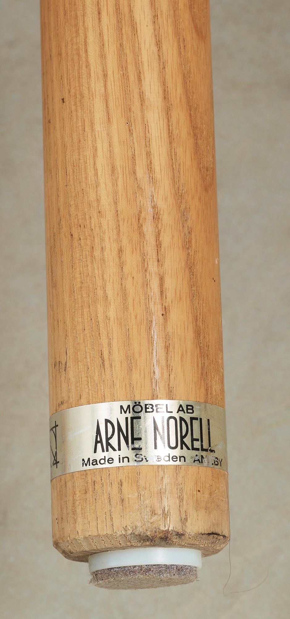 FÅTÖLJER, ett par, Arne Norell, "Sirocco", en etikettmärkt Arne Norell, 1900-tal.
