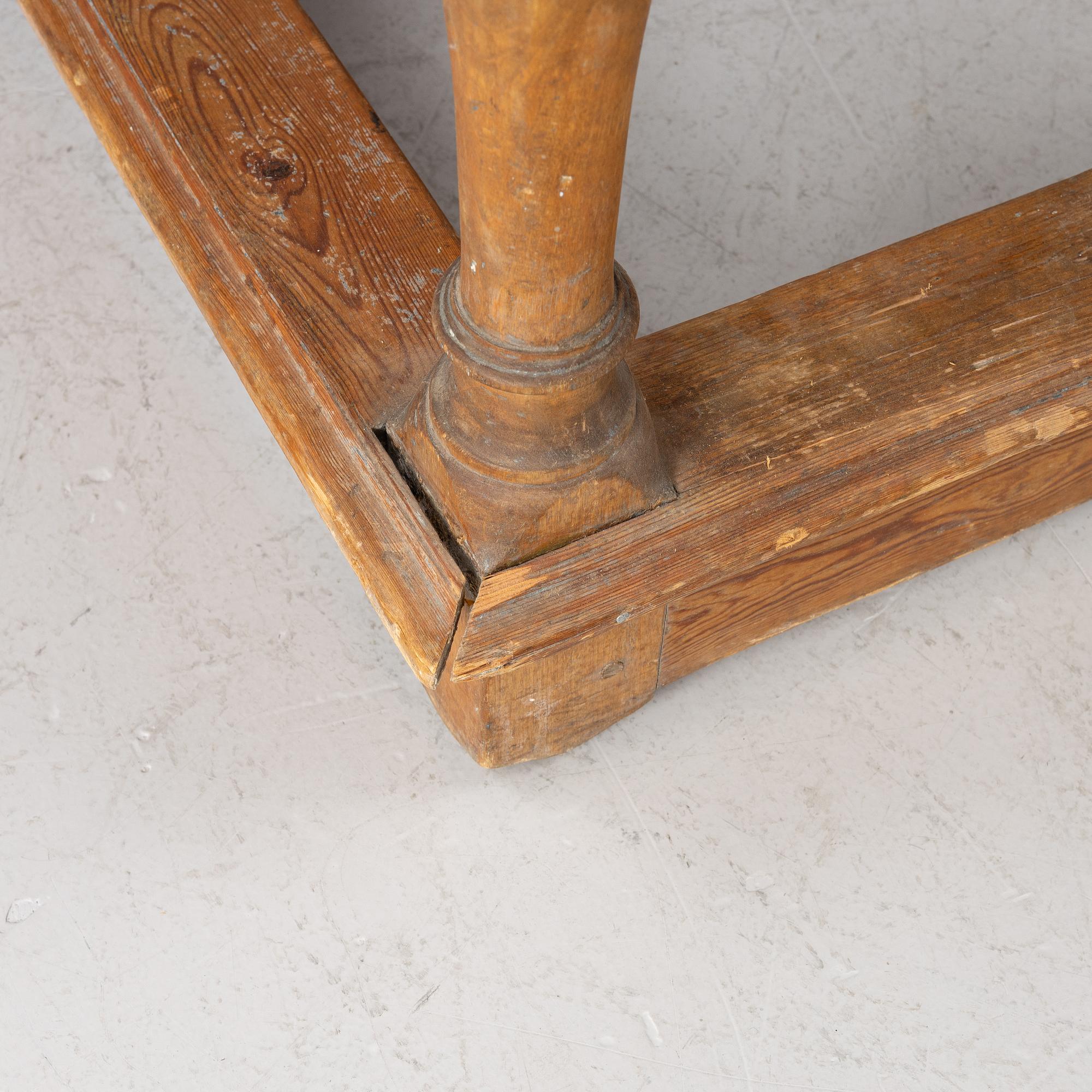 Table, Baroque, 18th century.
